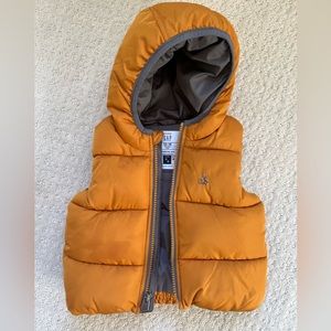 Toddler puffer vest.